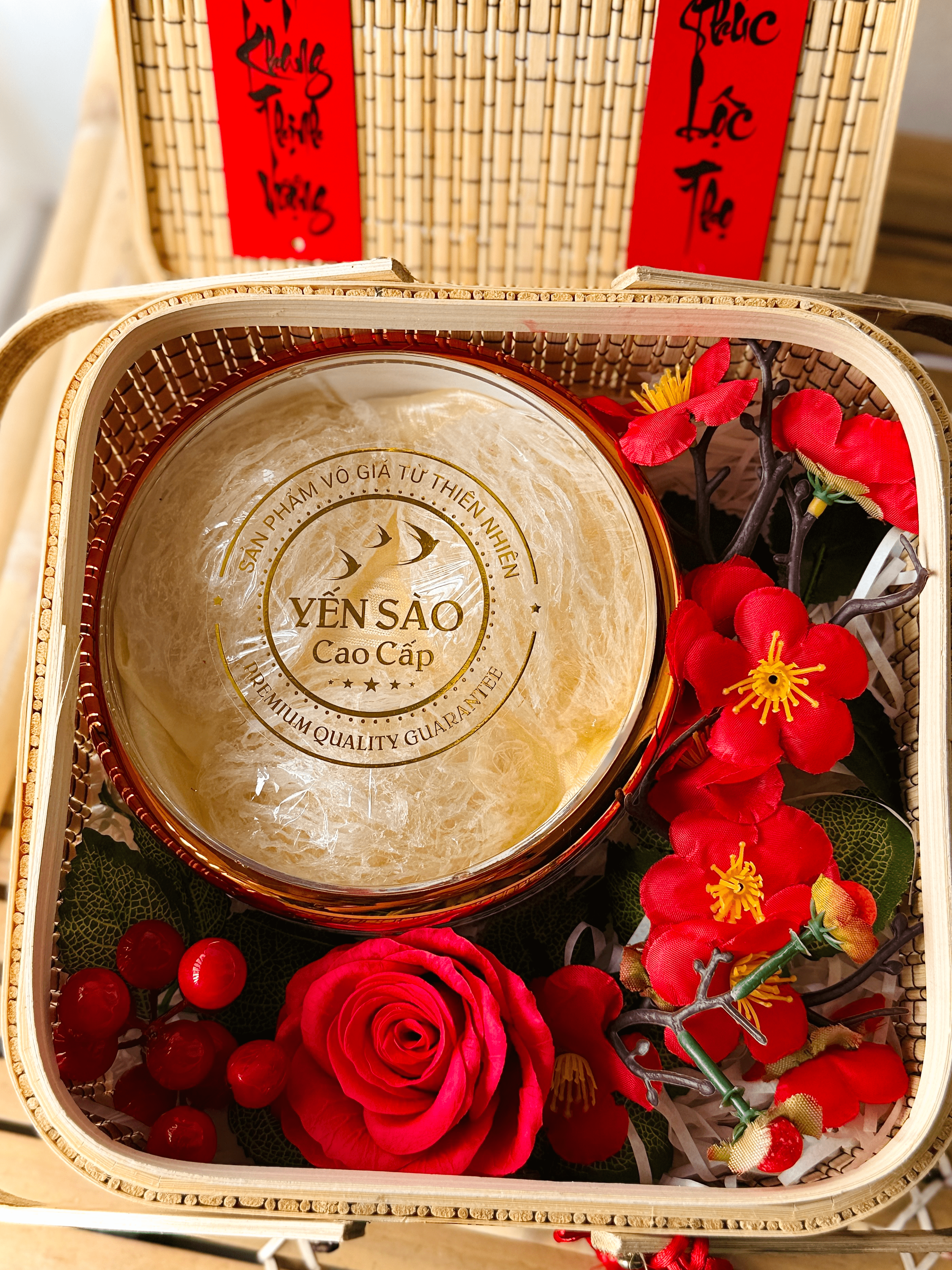 SET QUÀ YẾN TINH CHẾ 3 TỔ 24G GIỎ MÂY